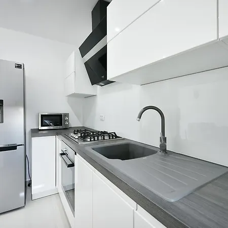 Kresan Apartment