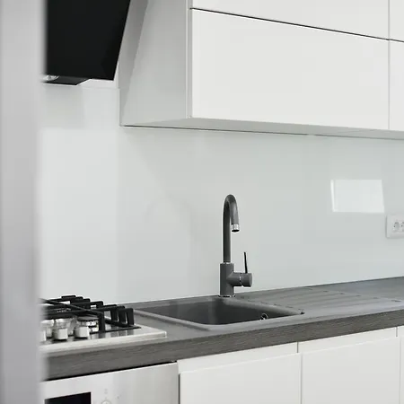 Kresan Apartment Sukosan